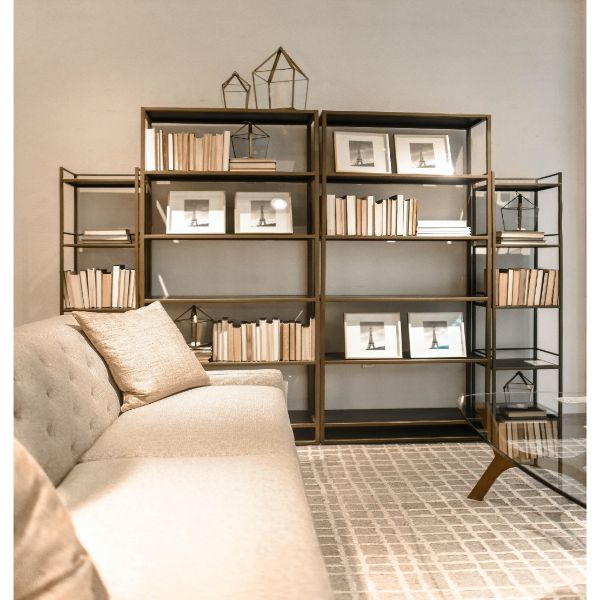 Go for bespoke built-in bookshelves | Most beautiful living room decor idea